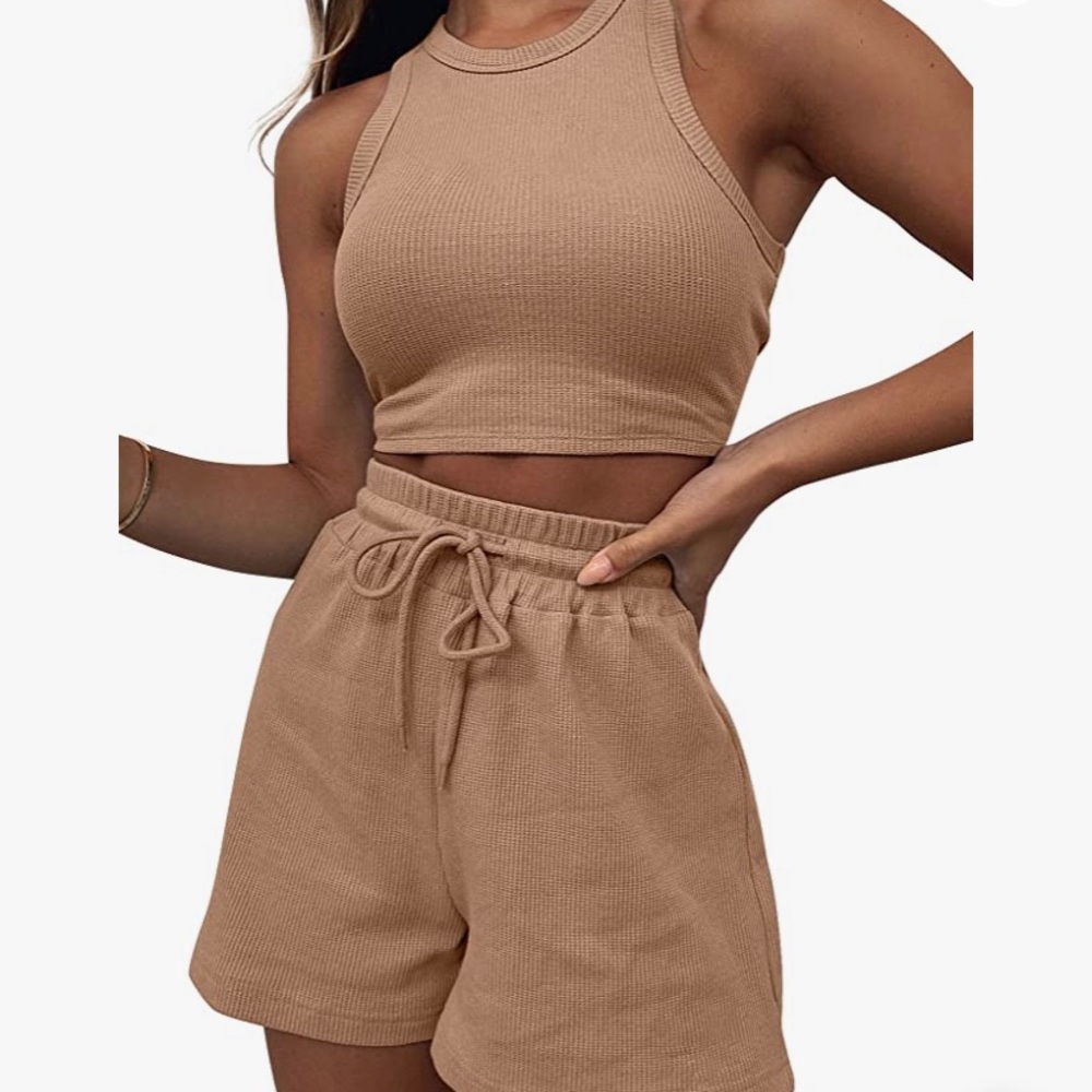 Two piece lounge set. Small.